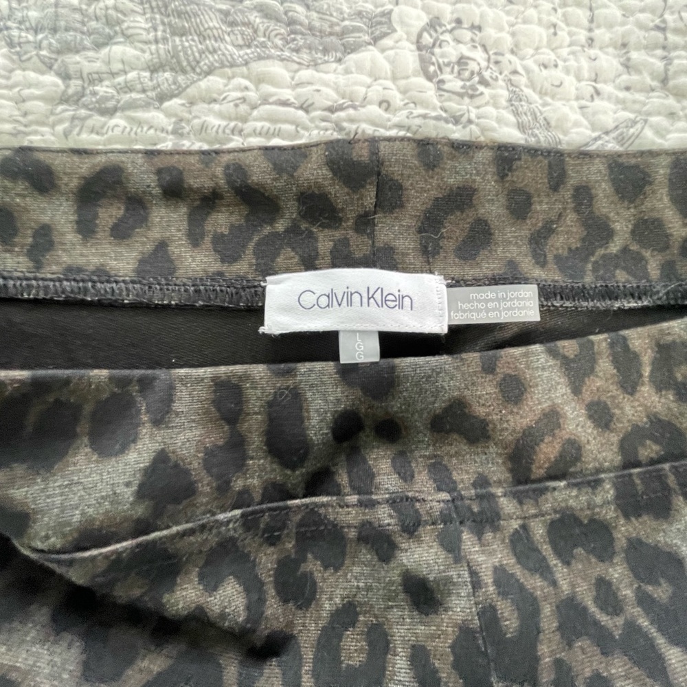 Calvin Klein Pull On Leopard Print Pant